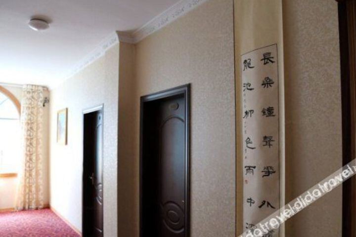 Hotel Interior 4 of 12