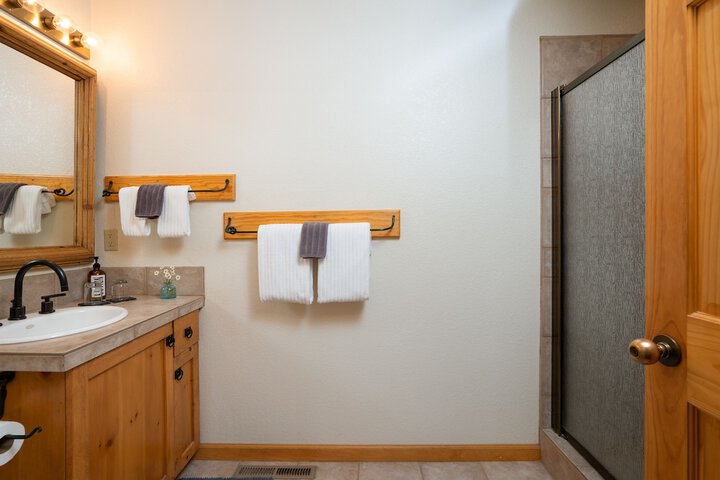 Room 85 of 114
