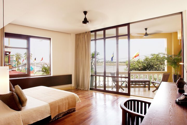 Room 6 of 35