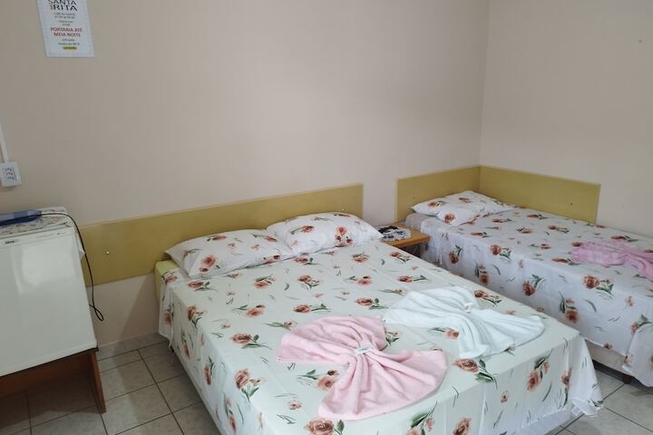 Room 5 of 22