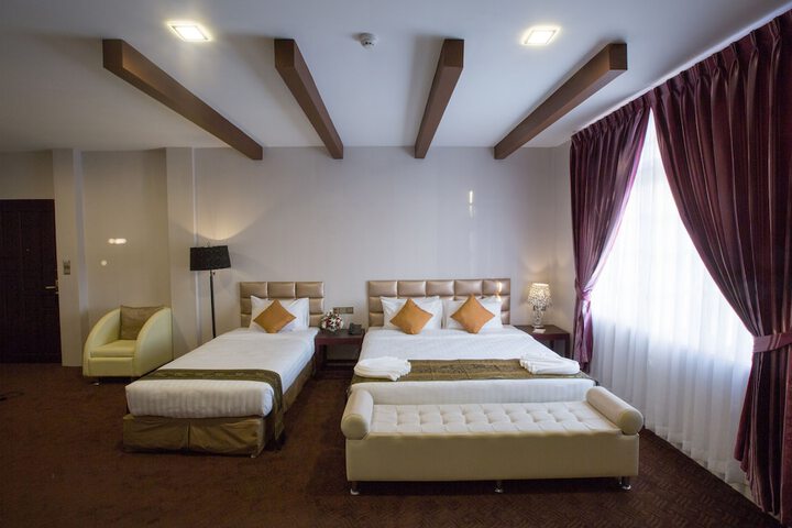 Room 18 of 38