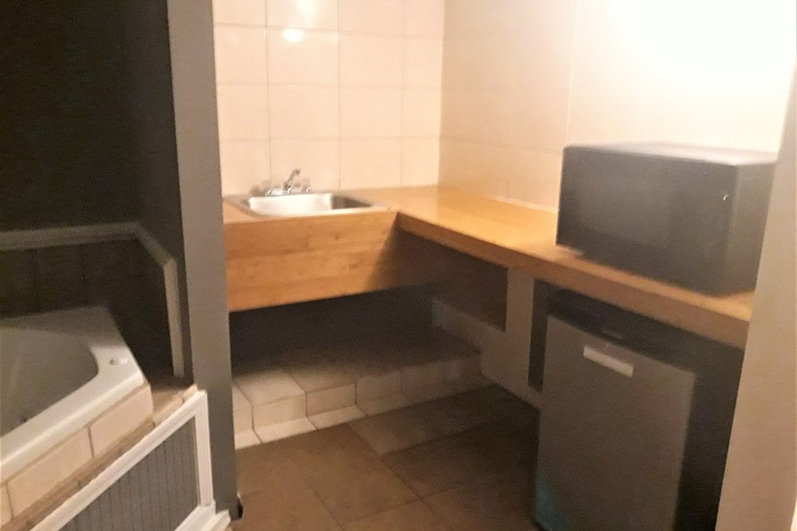 Room 43 of 75