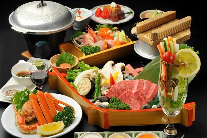 Dining Photos