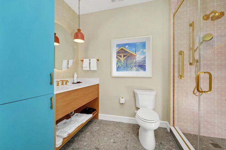 Bathroom shower