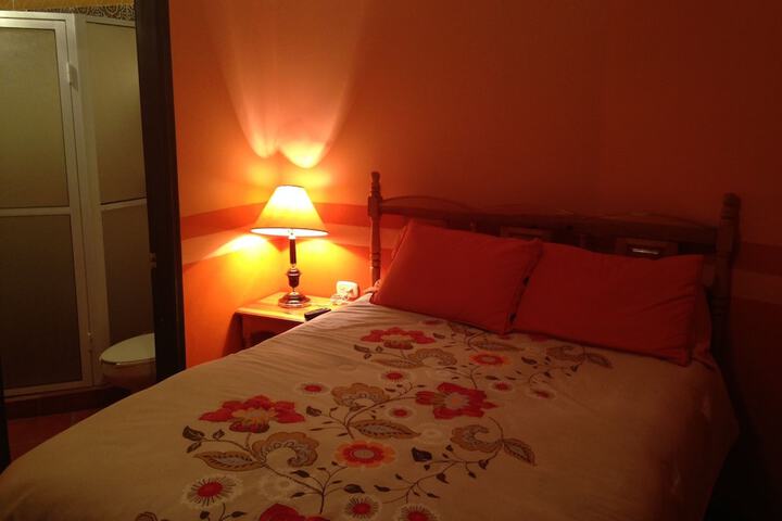 Room 5 of 20