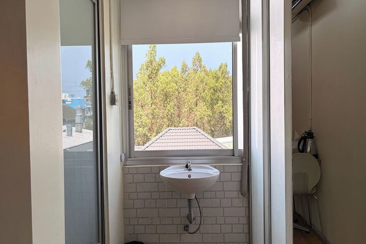 Room 28 of 57