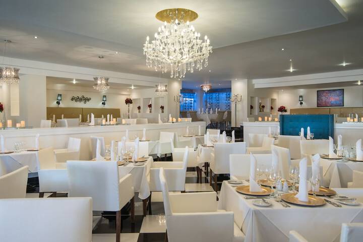 Dining 64 of 117