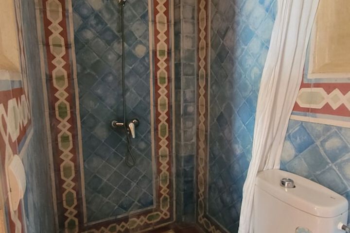 Room 42 of 51