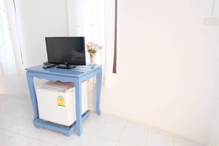 Room 13 of 21
