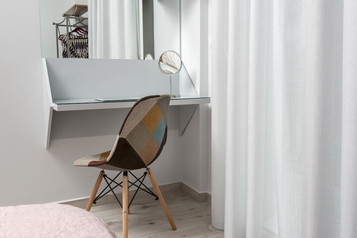 Room 25 of 63