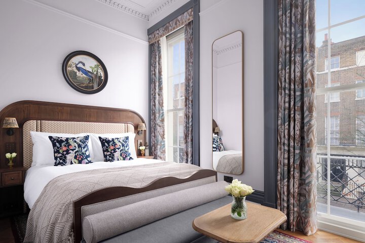 Room 27 of 58
