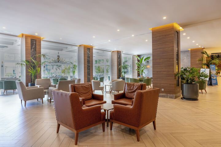 Hotel Interior 10 of 518