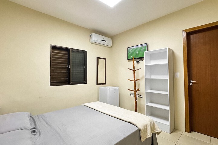 Room 12 of 49