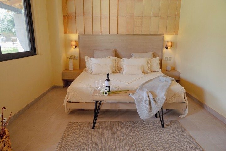 Room 5 of 71