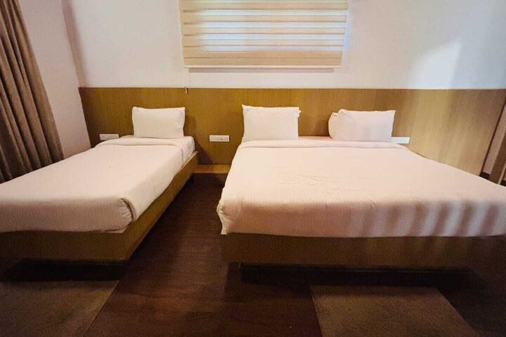 Room 15 of 29