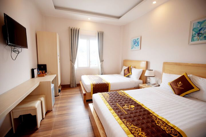 Room 4 of 51