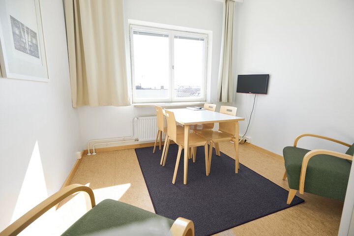Room 80 of 141