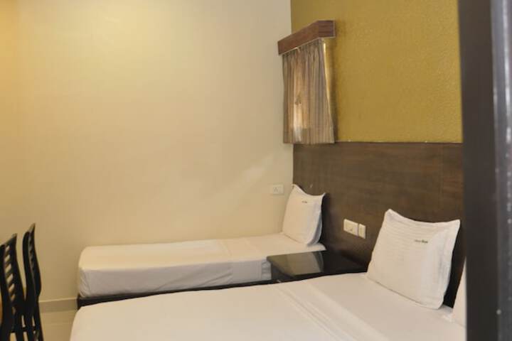 Room 43 of 58