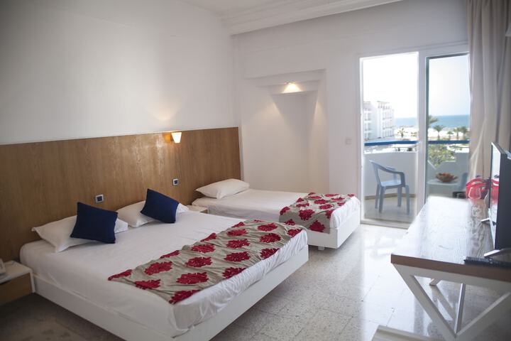 Room 2 of 21
