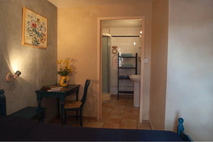 Room 18 of 21