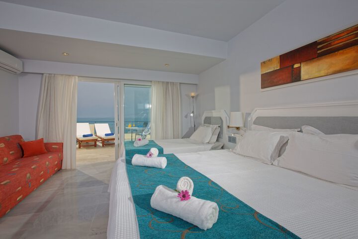 Room 4 of 48