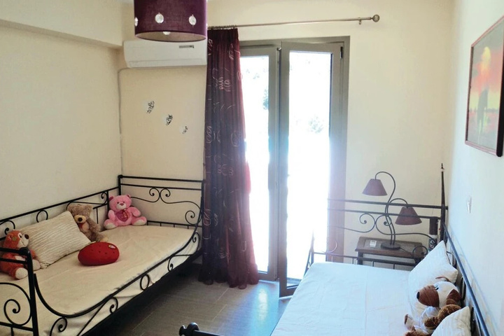 Nice Home in Xyropigado With 4 Bedrooms Wifi and Outdoor Swimming Pool