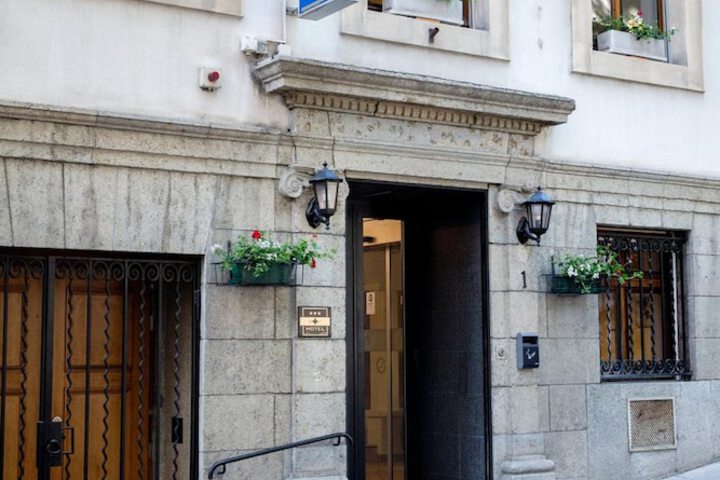 Hotel 52 of 56