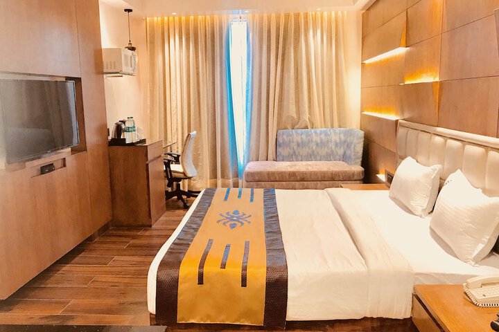 Room 56 of 110