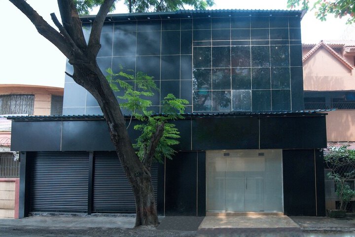 OYO 22070 WEST INN HOTEL