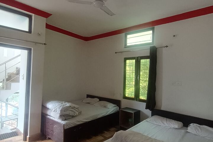 Room 7 of 40