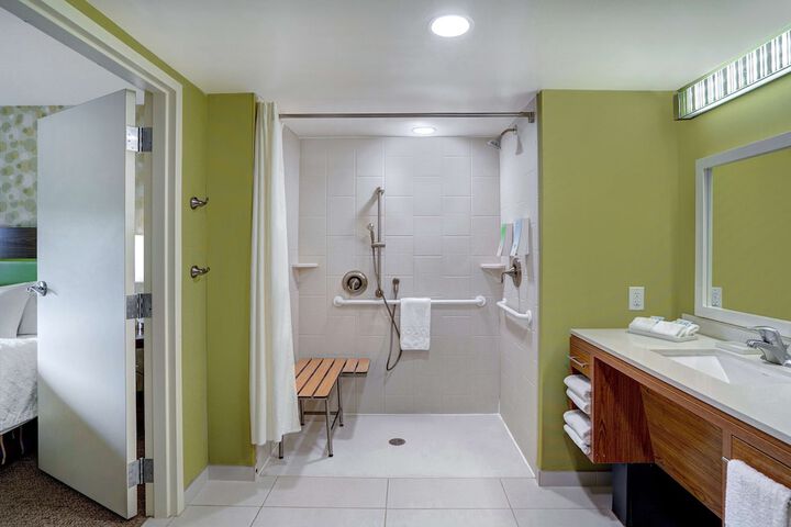 Bathroom shower