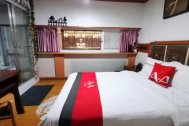 Room 21 of 23