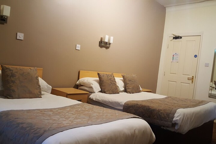 Room 8 of 79