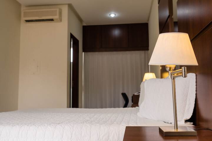 Room 16 of 114