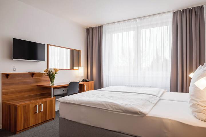 Room 21 of 53