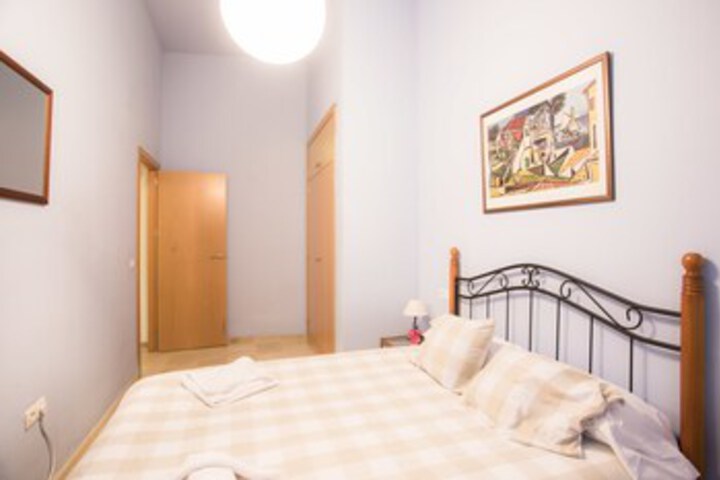 Room 16 of 22