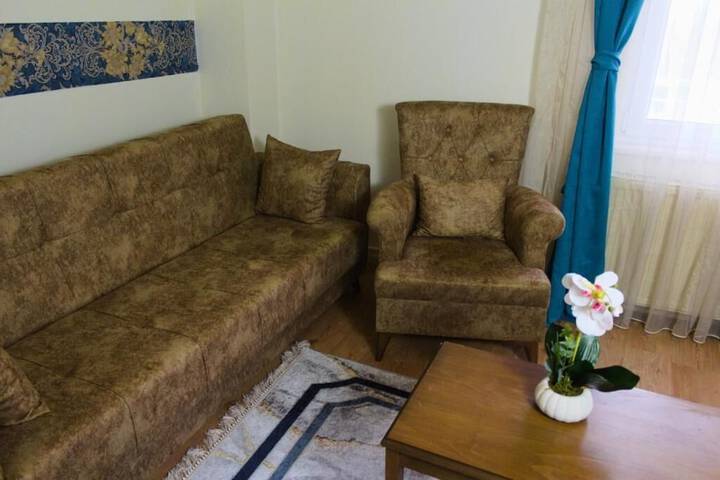 Room 15 of 33