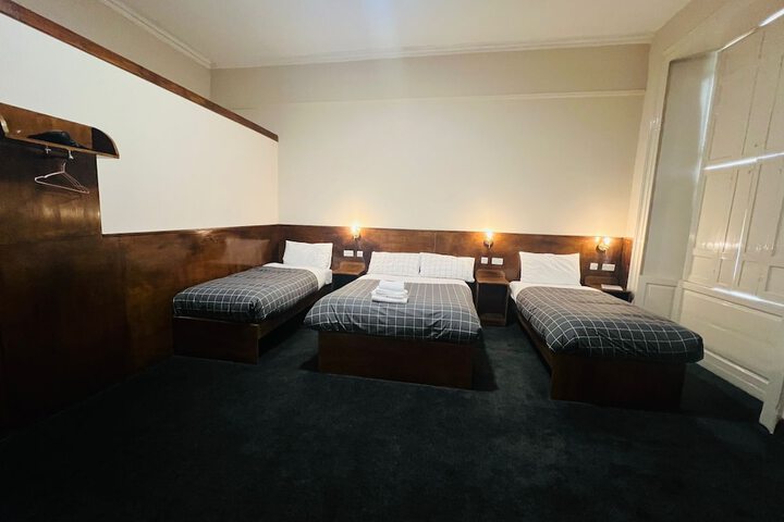 Room 7 of 23