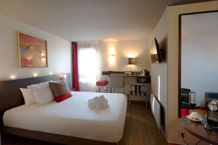 Room 21 of 62