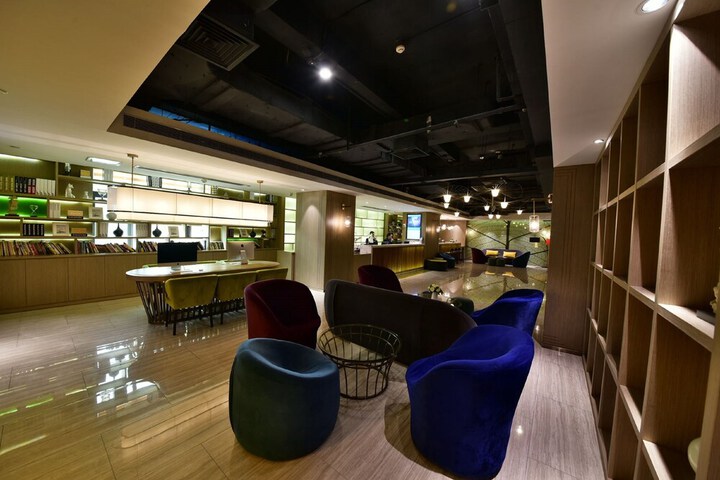 Guest Lobby