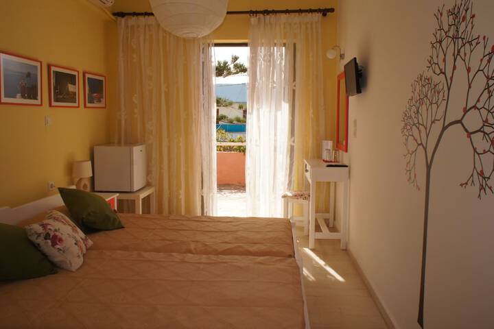 Room 19 of 49