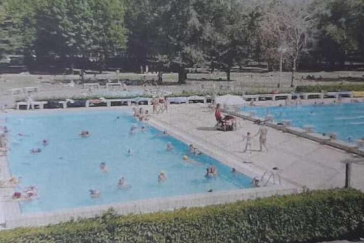Pool 16 of 20