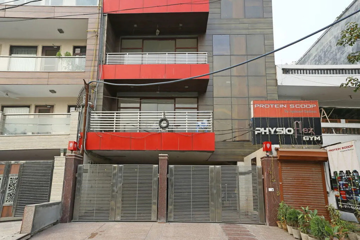 OYO FLAGSHIP 545 ROHINI PITAMPURA
