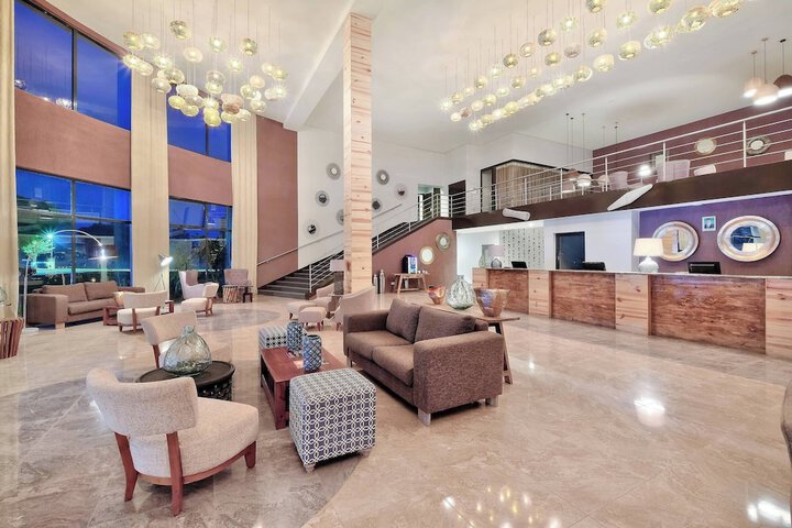 Hotel Interior 3 of 128
