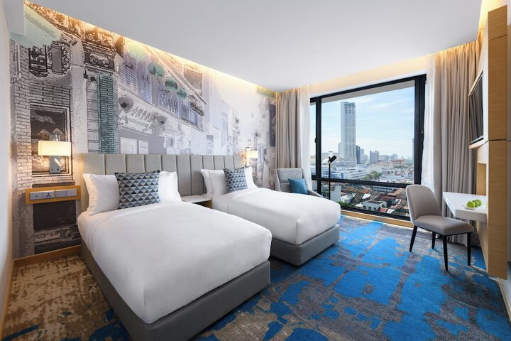 Room 11 of 39