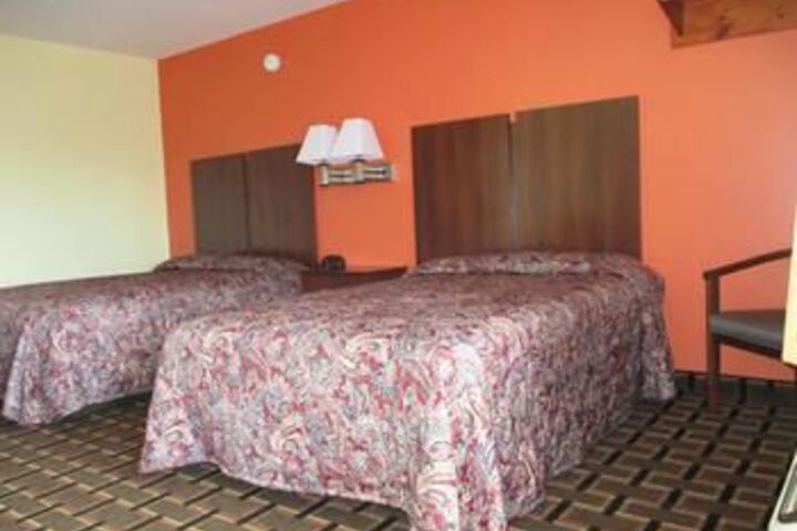 Room 15 of 34