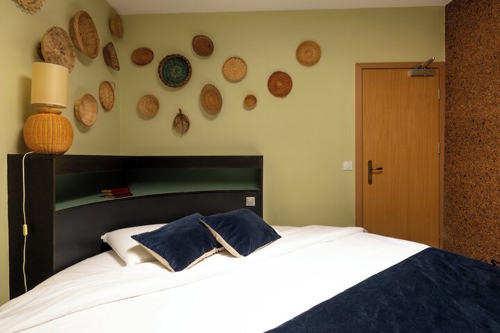 Room 19 of 70