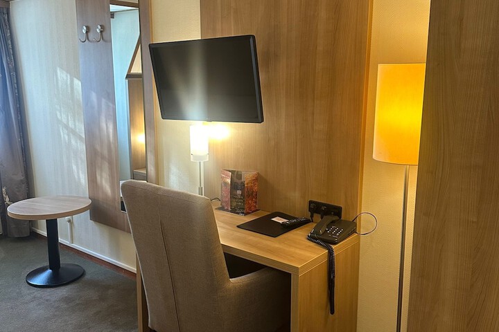 Room 7 of 52