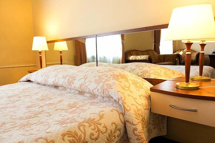 Room 20 of 118