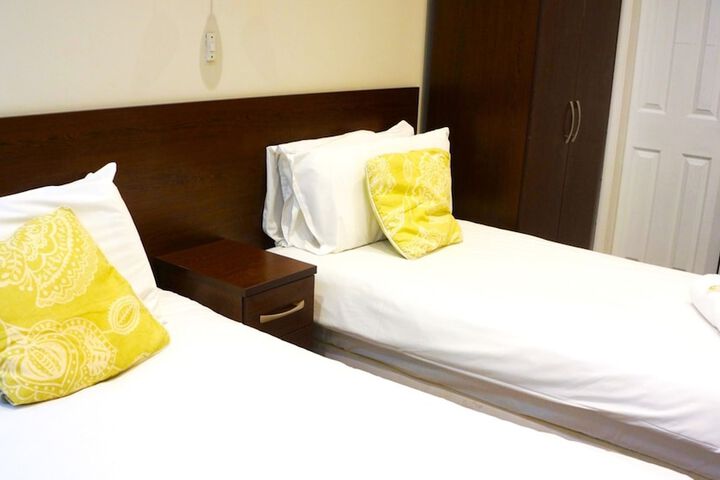 Room 36 of 162